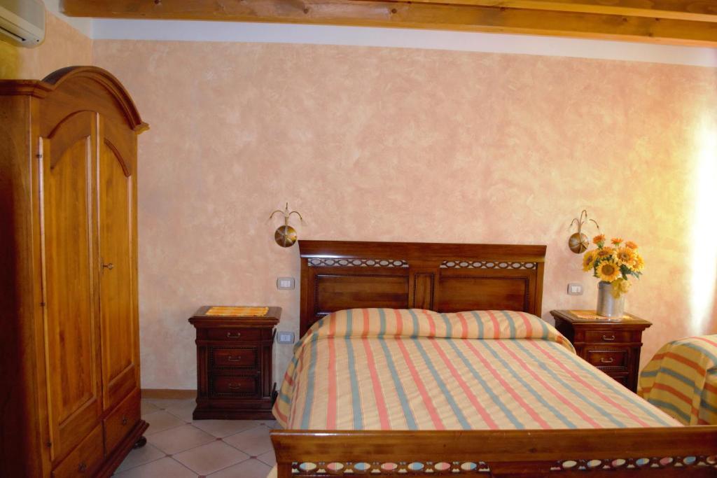 سونا Agriturismo Colombarola الغرفة الصورة