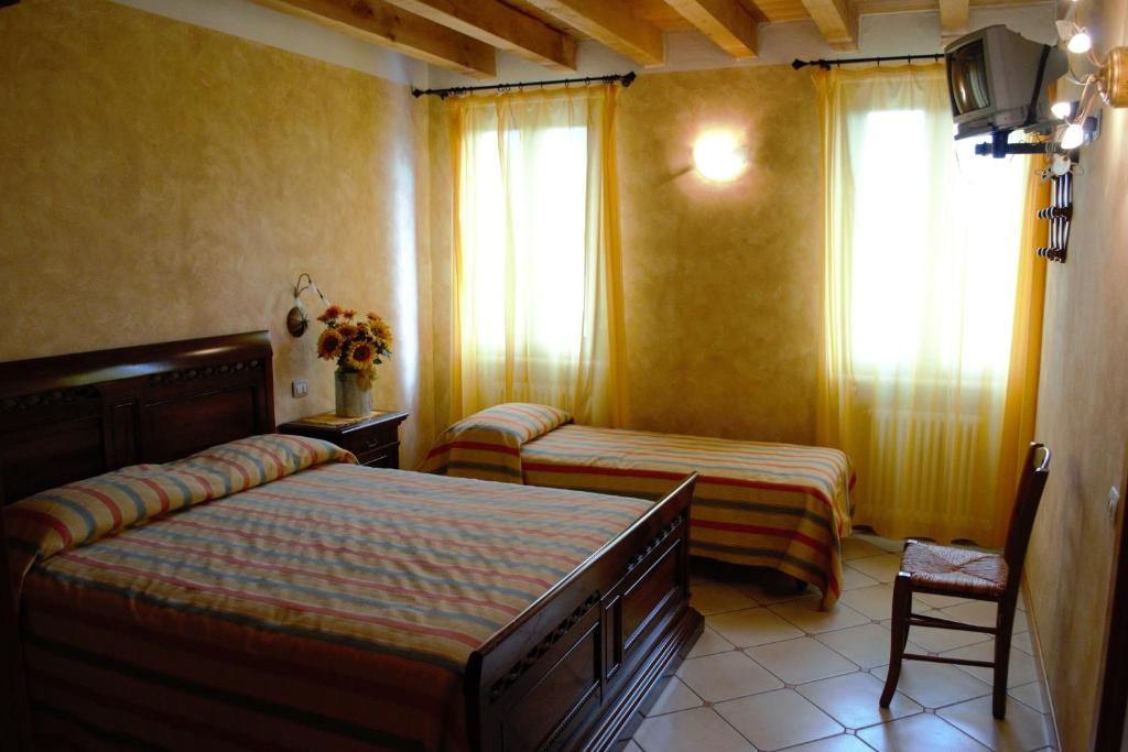 سونا Agriturismo Colombarola الغرفة الصورة