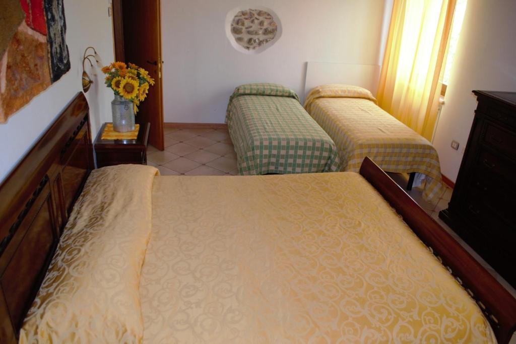 سونا Agriturismo Colombarola الغرفة الصورة