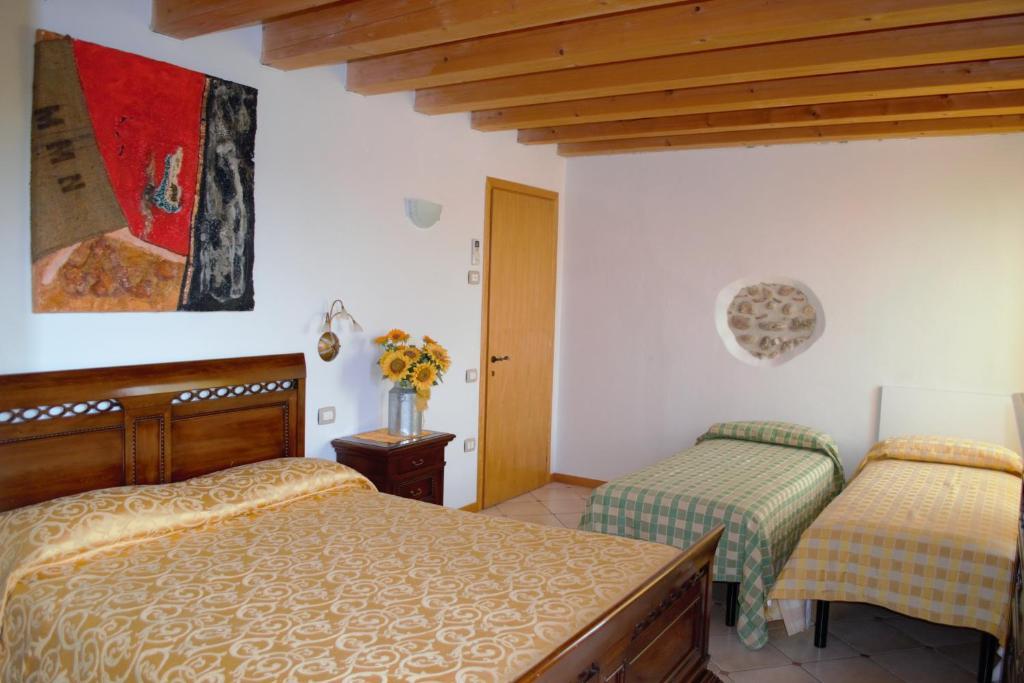 سونا Agriturismo Colombarola الغرفة الصورة